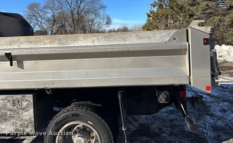 image for item DW4420 2019 RAM 5500 dump truck