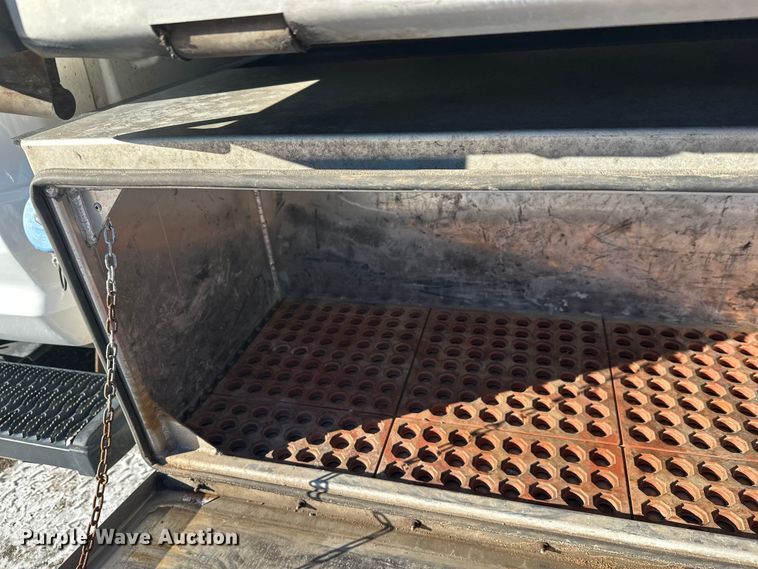 image for item DW4420 2019 RAM 5500 dump truck