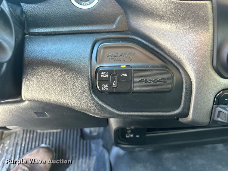 image for item DW4420 2019 RAM 5500 dump truck