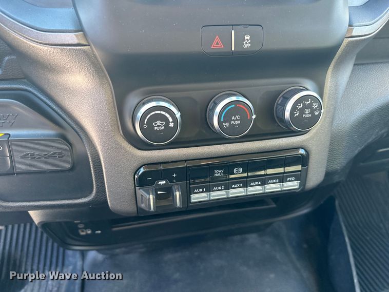 image for item DW4420 2019 RAM 5500 dump truck