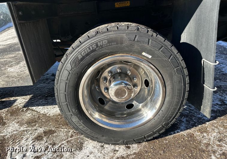 image for item DW4420 2019 RAM 5500 dump truck