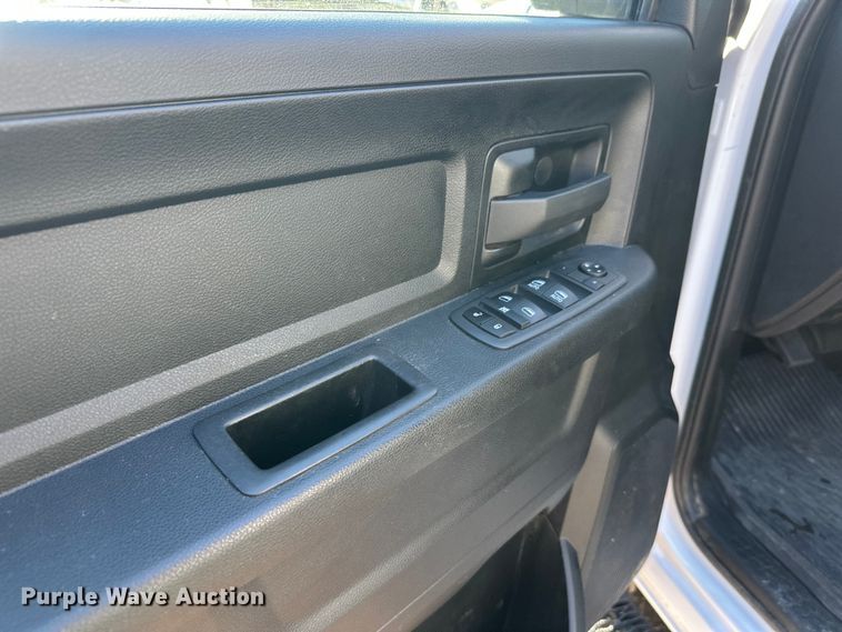 image for item DW4421 2022 RAM 3500 Crew Cab flatbed pickup truck