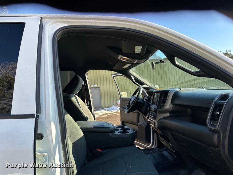 image for item DW4421 2022 RAM 3500 Crew Cab flatbed pickup truck