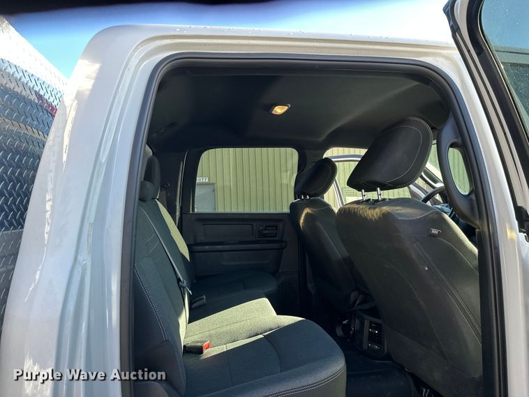 image for item DW4421 2022 RAM 3500 Crew Cab flatbed pickup truck