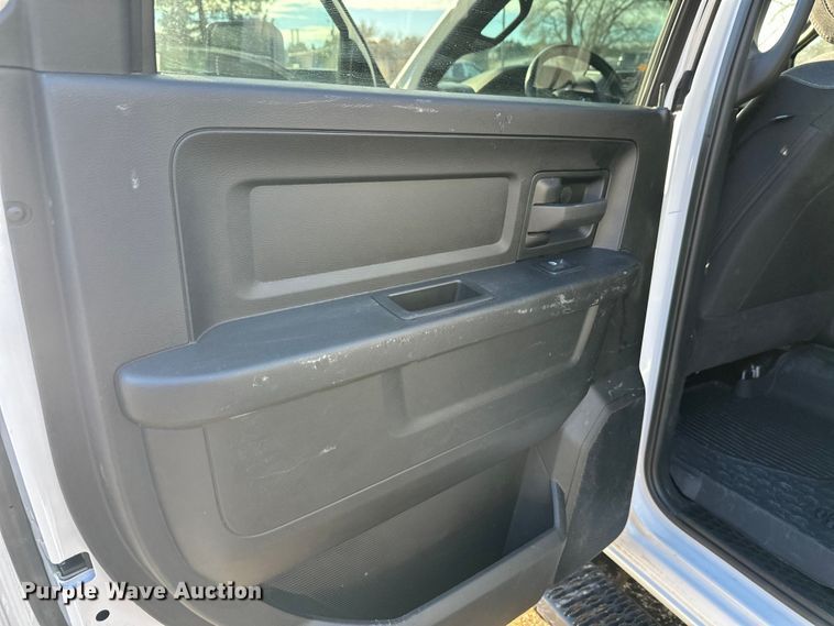 image for item DW4421 2022 RAM 3500 Crew Cab flatbed pickup truck