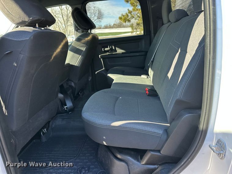 image for item DW4421 2022 RAM 3500 Crew Cab flatbed pickup truck