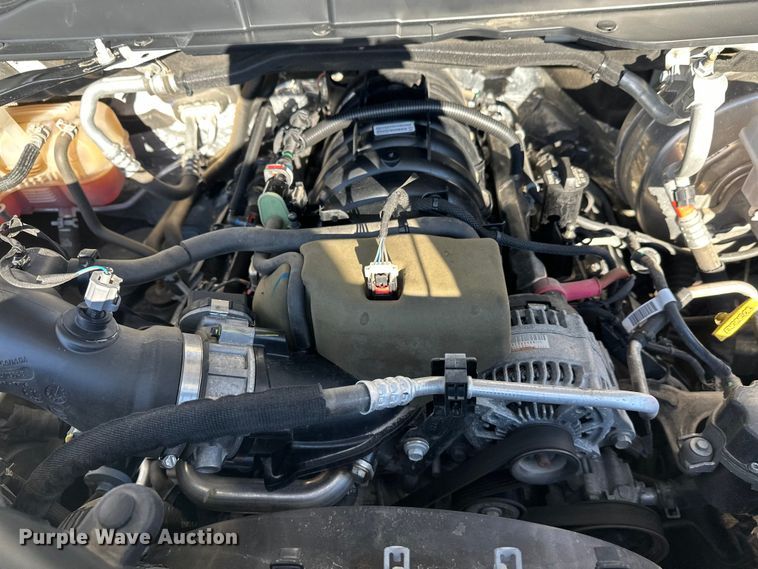 image for item DW4421 2022 RAM 3500 Crew Cab flatbed pickup truck