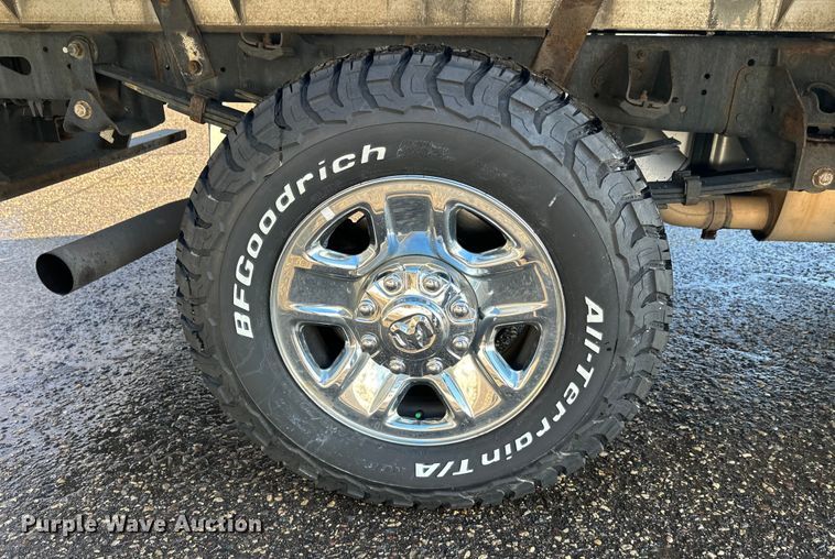 image for item DW4421 2022 RAM 3500 Crew Cab flatbed pickup truck