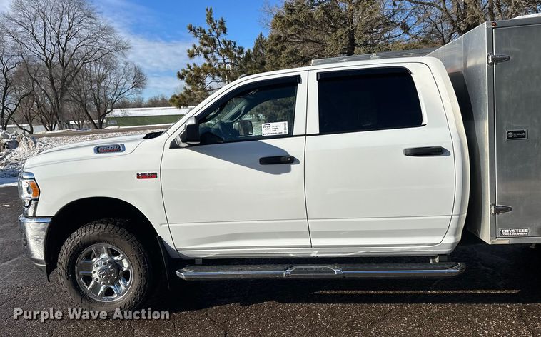 image for item DW4422 2022 RAM 3500 Crew Cab utility bed pickup truck