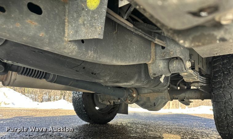 image for item DW4422 2022 RAM 3500 Crew Cab utility bed pickup truck