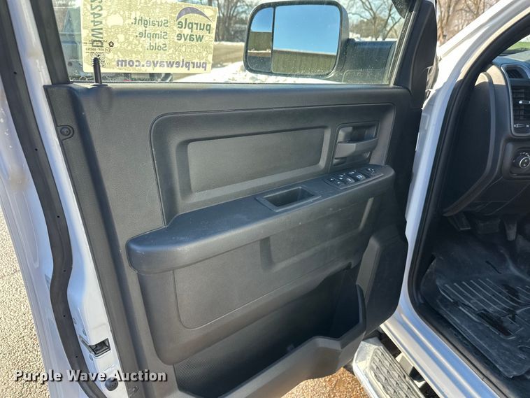 image for item DW4422 2022 RAM 3500 Crew Cab utility bed pickup truck