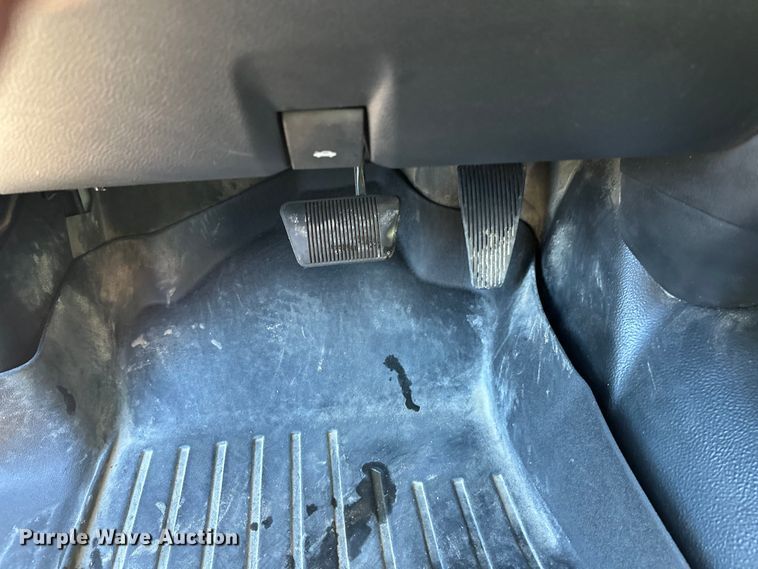 image for item DW4422 2022 RAM 3500 Crew Cab utility bed pickup truck