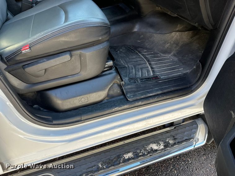 image for item DW4422 2022 RAM 3500 Crew Cab utility bed pickup truck