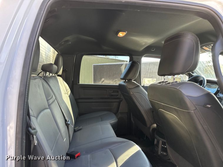 image for item DW4422 2022 RAM 3500 Crew Cab utility bed pickup truck