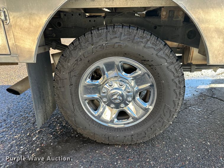 image for item DW4422 2022 RAM 3500 Crew Cab utility bed pickup truck