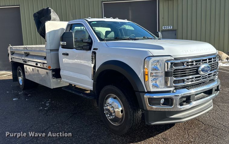 image for item DW4424 2023 Ford F600 flatbed truck