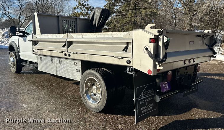 image for item DW4424 2023 Ford F600 flatbed truck