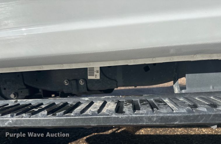 image for item DW4424 2023 Ford F600 flatbed truck