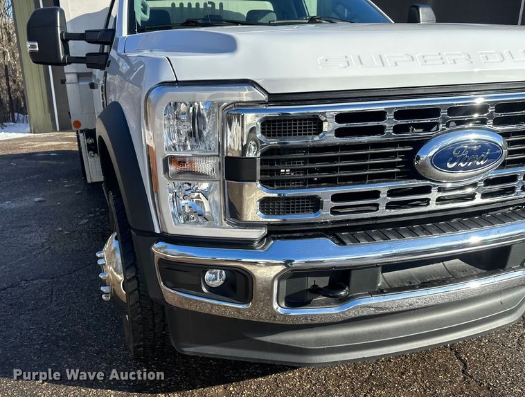 image for item DW4424 2023 Ford F600 flatbed truck