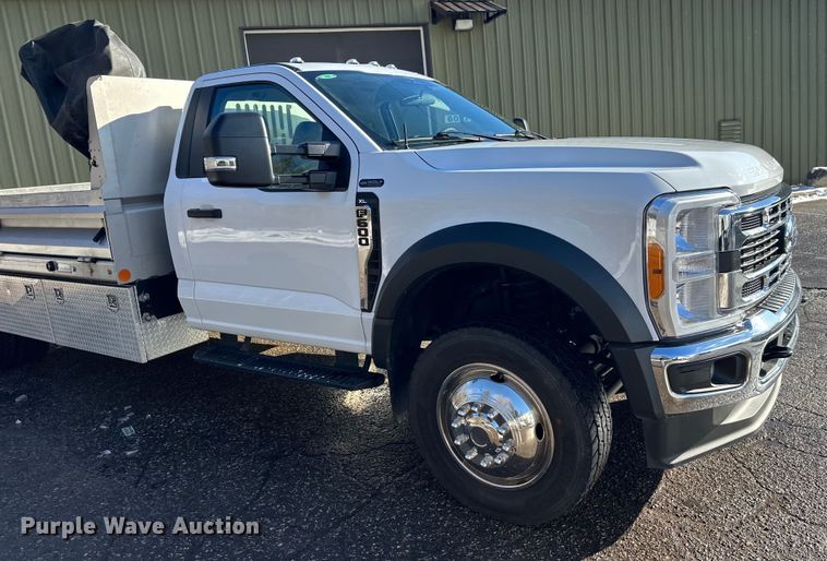 image for item DW4424 2023 Ford F600 flatbed truck