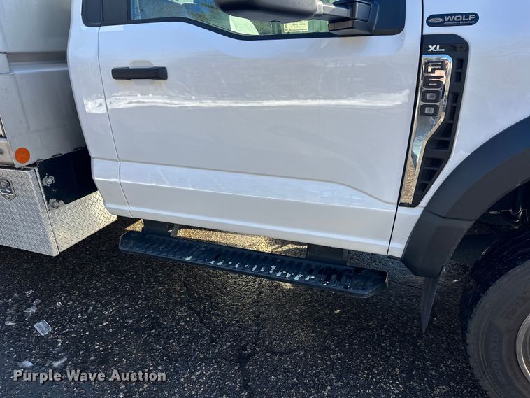 image for item DW4424 2023 Ford F600 flatbed truck