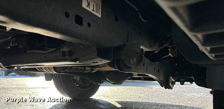 image for item DW4424 2023 Ford F600 flatbed truck