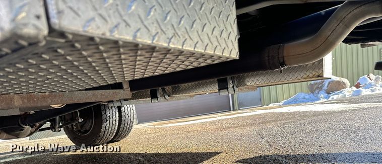 image for item DW4424 2023 Ford F600 flatbed truck