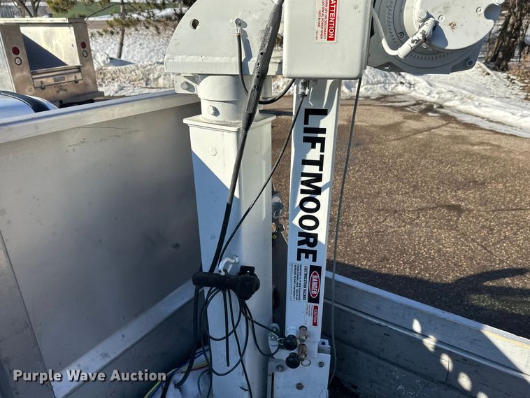 image for item DW4424 2023 Ford F600 flatbed truck