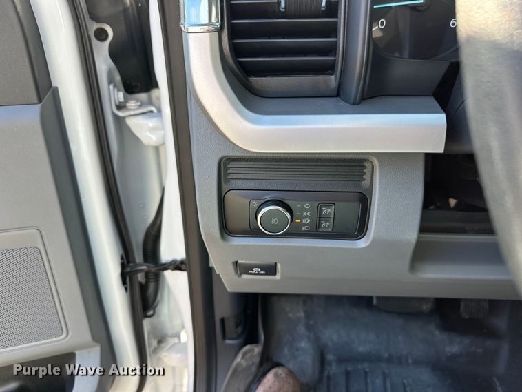 image for item DW4424 2023 Ford F600 flatbed truck