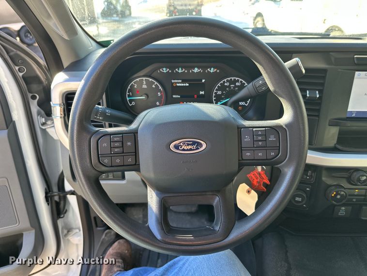 image for item DW4424 2023 Ford F600 flatbed truck