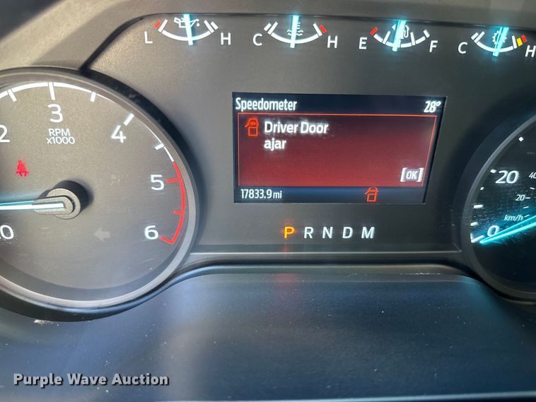 image for item DW4424 2023 Ford F600 flatbed truck