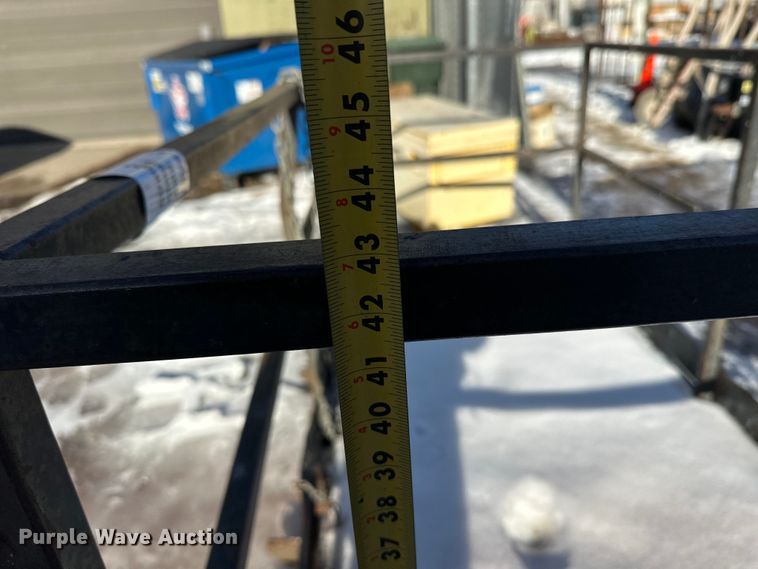 image for item DW4425 Man basket