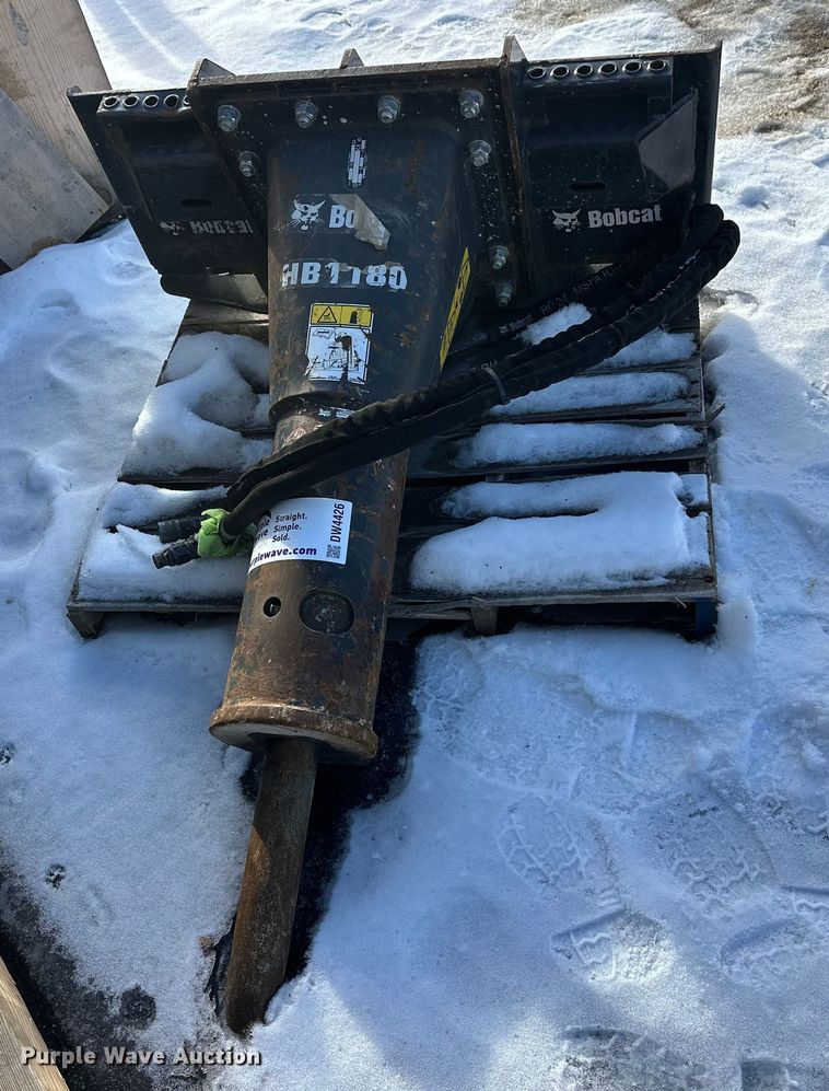 image for item DW4426 Bobcat HB1180 skid steer breaker