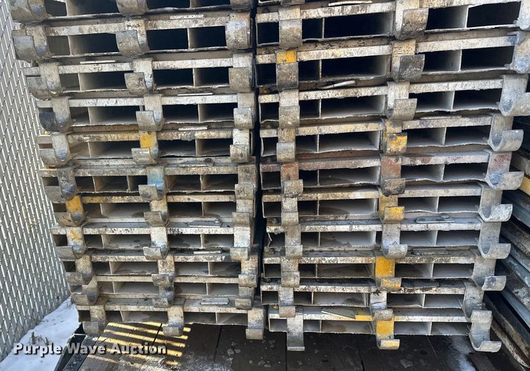 image for item DW4427 Scaffolding