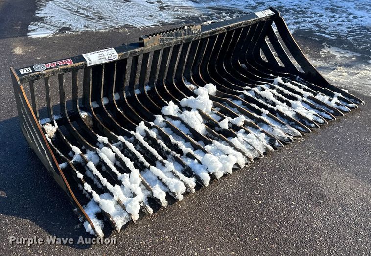 image for item DW4431 Virnig skid steer rock bucket