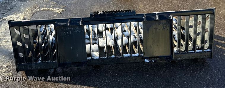 image for item DW4431 Virnig skid steer rock bucket