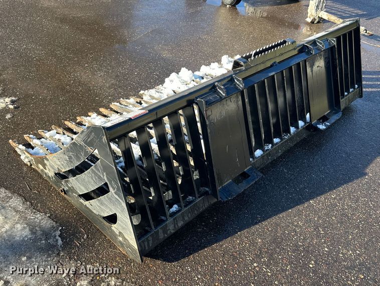 image for item DW4431 Virnig skid steer rock bucket