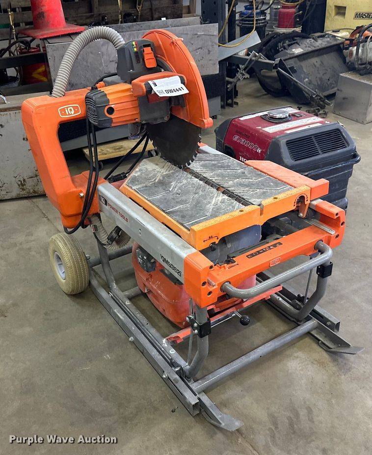 image for item DW4441 Tools