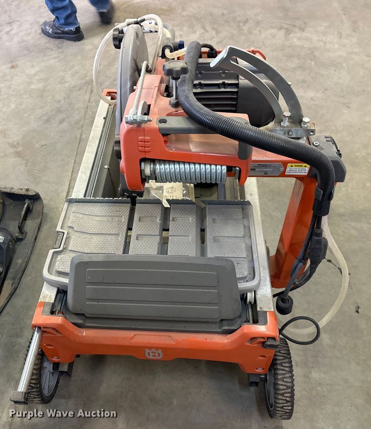 image for item DW4443 Tools