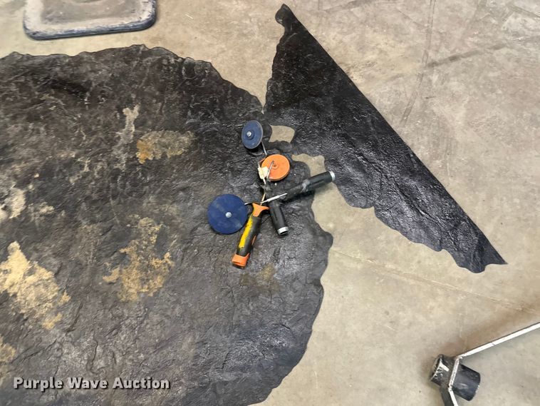 image for item DW4452 Concrete stamps and roller Concrete equipment