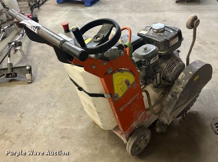 image for item DW4454 2017 Husqvarna ES400V concrete saw