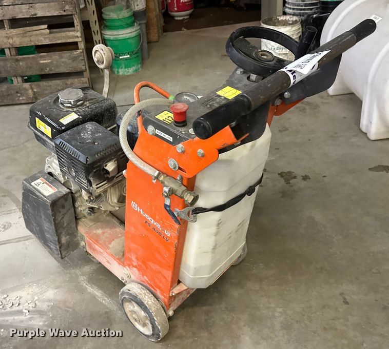 image for item DW4454 2017 Husqvarna ES400V concrete saw