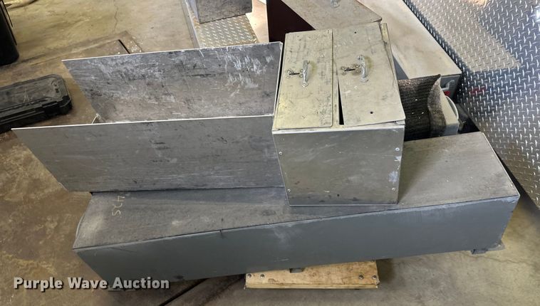 image for item DW4456 (16) toolboxes