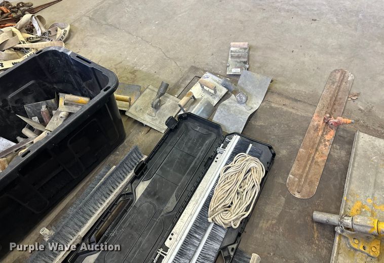 image for item DW4457 Concrete tools