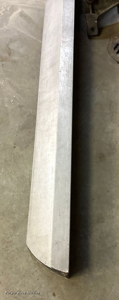 image for item DW4459 Vibra strike power screed