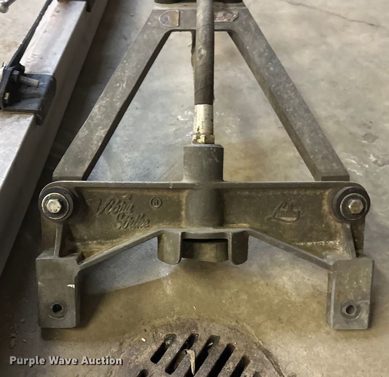 image for item DW4459 Vibra strike power screed