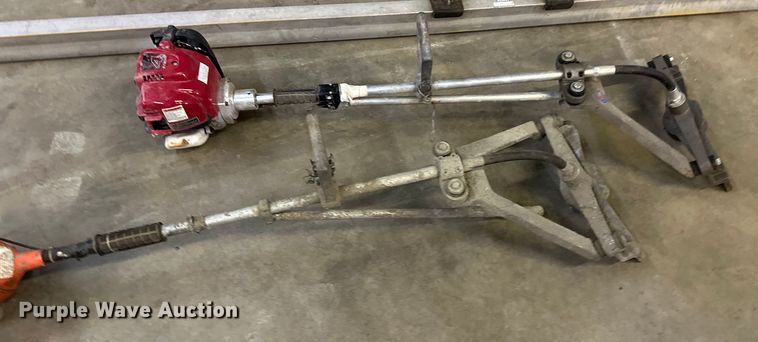 image for item DW4460 Vibra strike Power screed power screed