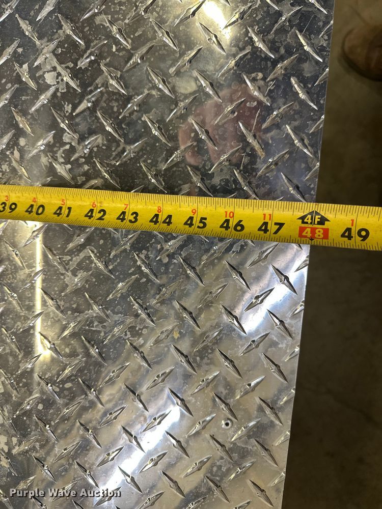 image for item DW4462 Lift Gator end gate lift