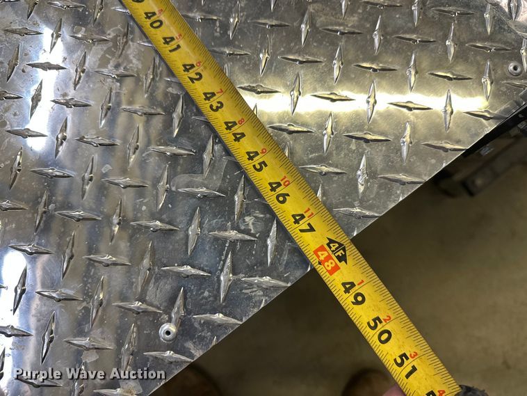 image for item DW4462 Lift Gator end gate lift