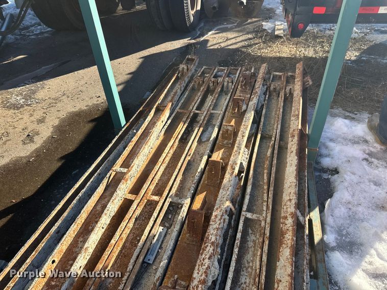 image for item DW4463 Concrete forms